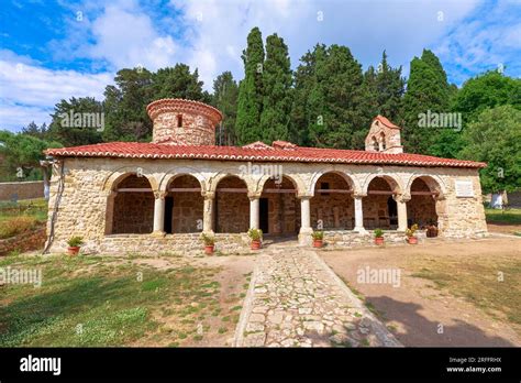 Das Kloster der Heiligen Maria im Tal - Một kiệt tác Gothic về sự yên tĩnh và tâm linh!